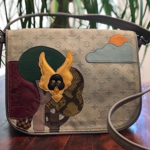 😍ONE DAY SALE!! Awesome Auth Limited Edition Louis Vuitton Bag!🥰
